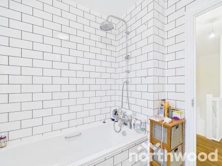 2 bedroom Terraced House for sale in Lodge Close, Singleton, Ashford, TN23