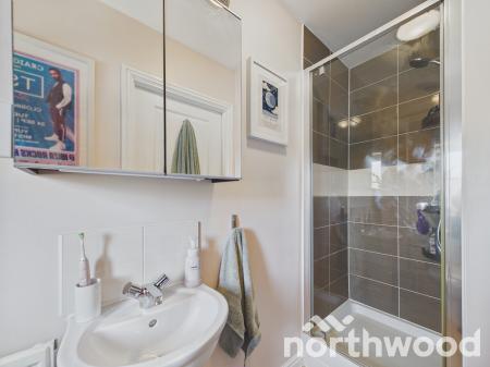 2 bedroom Terraced House for sale in Perch Close, Singleton, Ashford, TN23