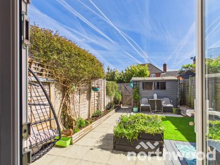 2 bedroom Terraced House for sale in Perch Close, Singleton, Ashford, TN23