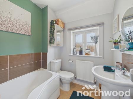 2 bedroom Terraced House for sale in Perch Close, Singleton, Ashford, TN23