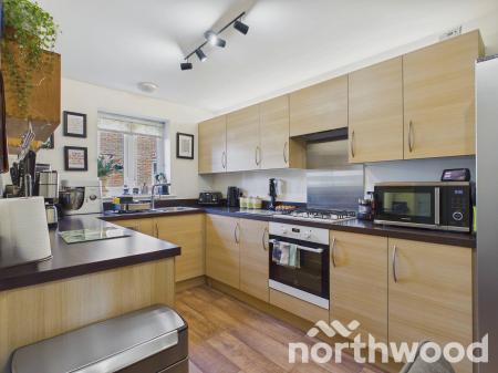 2 bedroom Terraced House for sale in Perch Close, Singleton, Ashford, TN23