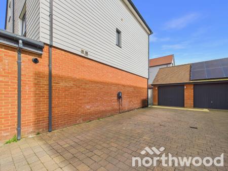 3 bedroom Town house for sale in Woodland Rise, Chilmington Green, Ashford, TN23