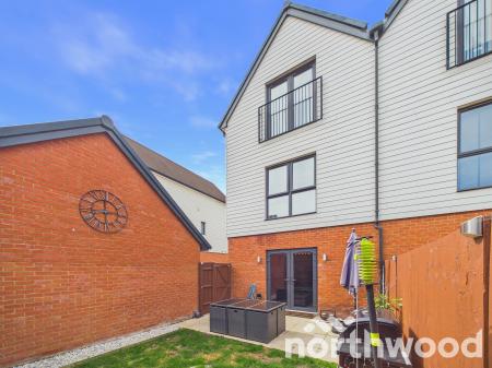 3 bedroom Town house for sale in Woodland Rise, Chilmington Green, Ashford, TN23