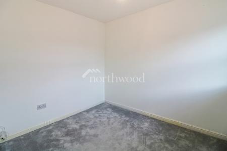 4 bedroom Detached house to let in Siskin Close, Kenington, Ashford, TN25