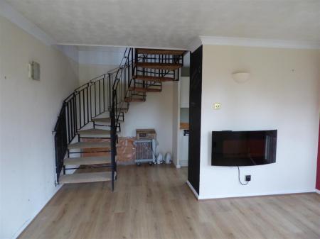 1 bedroom Terraced House to let in Manorfield, Singleton, Ashford, TN23