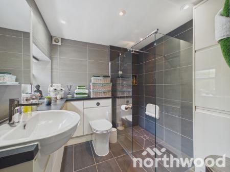 3 bedroom Terraced House for sale in Upper Denmark Road, South Ashford, Ashford, TN23