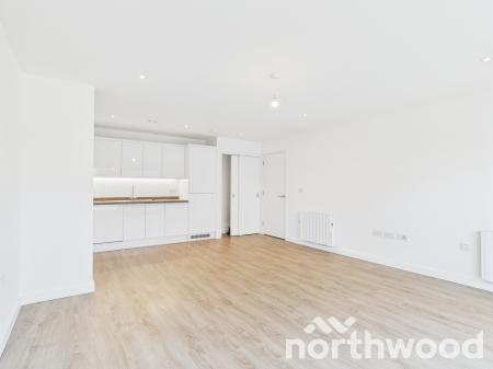 2 bedroom Flat to let in Cantia Place, Ashford, TN23