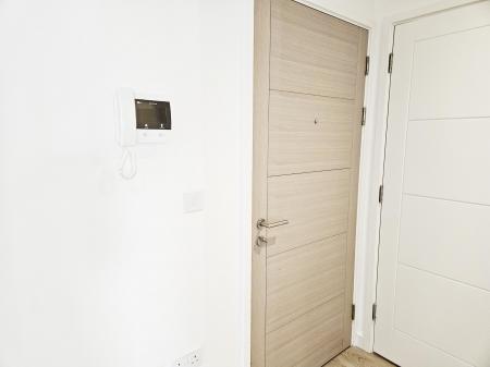 2 bedroom Flat to let in Cantia Place, Ashford, TN23