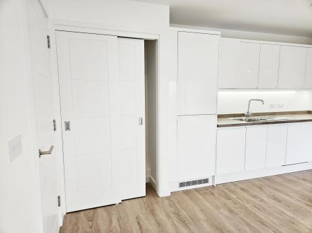 2 bedroom Flat to let in Cantia Place, Ashford, TN23