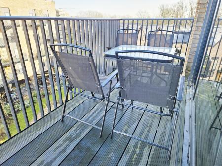 1 bedroom Flat to let in Cantia Place, Ashford, TN23