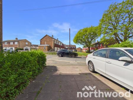 3 bedroom Terraced House to let in Arlington, South Ashford, Ashford, TN23