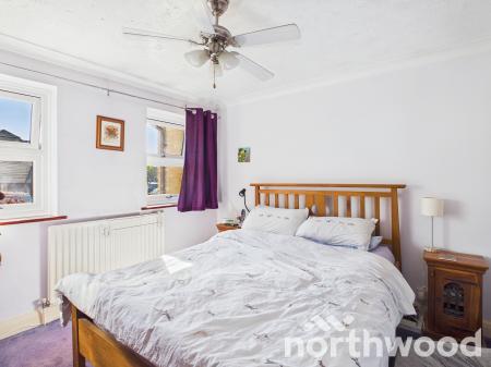 3 bedroom Semi-detached house for sale in Reedmace Close, Singleton, Ashford, TN23