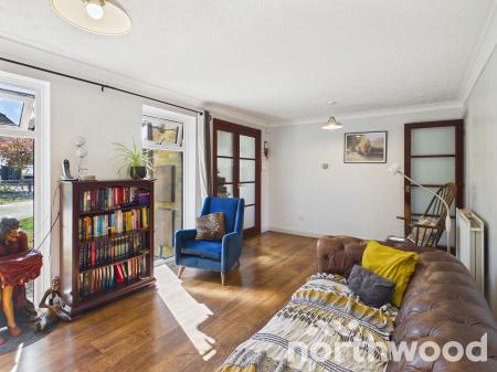 3 bedroom Semi-detached house for sale in Reedmace Close, Singleton, Ashford, TN23