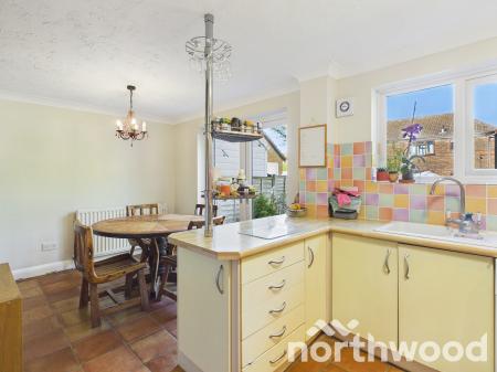 3 bedroom Semi-detached house for sale in Reedmace Close, Singleton, Ashford, TN23