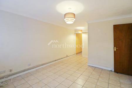 1 bedroom Ground floor maisonette to let in Ealham Close, Willesborough, Ashford, TN24