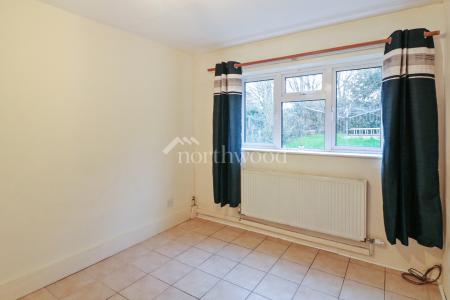 1 bedroom Ground floor maisonette to let in Ealham Close, Willesborough, Ashford, TN24