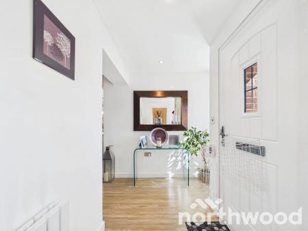 4 bedroom Semi-detached house for sale in Common Way, Hothfield, TN26
