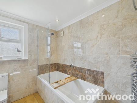 3 bedroom Detached house for sale in Romney Road, Willesborough, Ashford, TN24