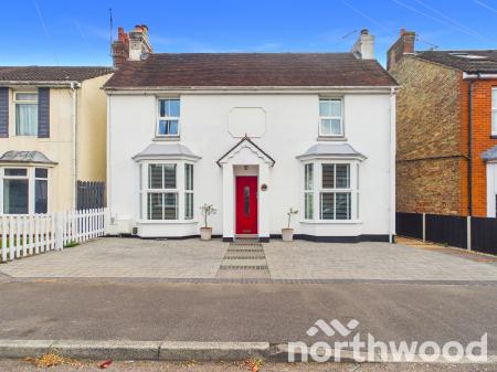 3 bedroom Detached house for sale in Romney Road, Willesborough, Ashford, TN24