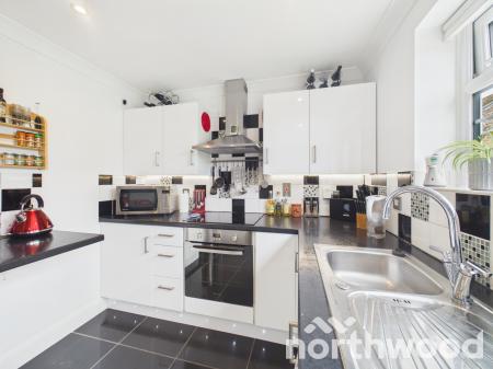 2 bedroom Terraced House for sale in Reedmace Close, Singleton, Ashford, TN23