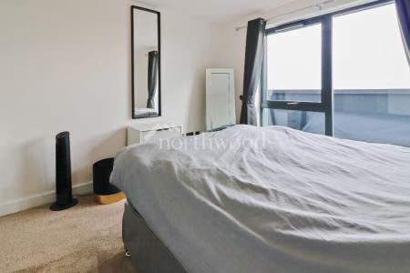 2 bedroom Flat to let in George Street, Victoria Point, Victoria Point, Ashford, TN23