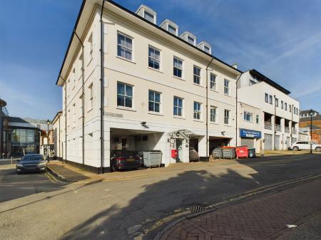 Bank Street, Town Centre, Ashford, TN23