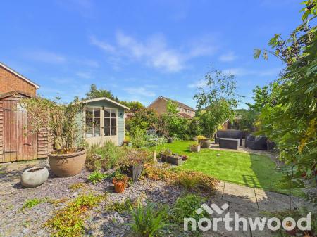 3 bedroom Semi-detached house for sale in Langley Drive, Ashford, TN23