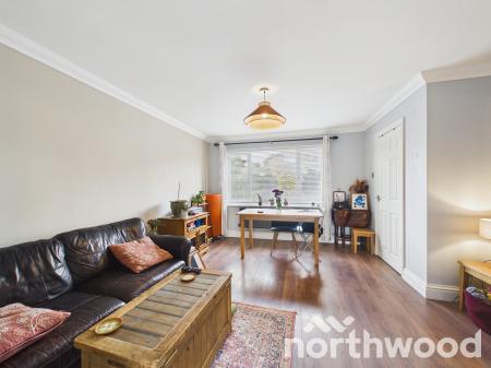 3 bedroom Semi-detached house for sale in Langley Drive, Ashford, TN23