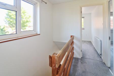 3 bedroom Semi-detached house to let in Lakemead, Singleton, Ashford, TN23