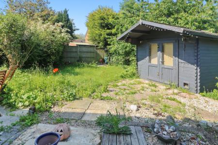 3 bedroom Semi-detached house to let in Lakemead, Singleton, Ashford, TN23