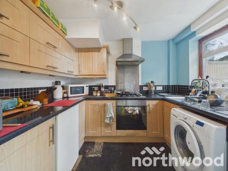 3 bedroom Terraced House for sale in Aragon Close, South Ashford, Ashford, TN23