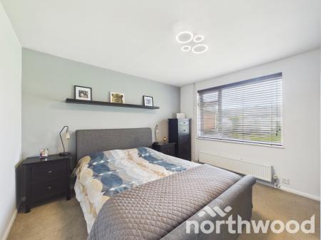 2 bedroom Bungalow for sale in Lower Road, Woodchurch, TN26