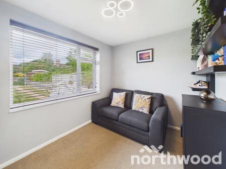 2 bedroom Bungalow for sale in Lower Road, Woodchurch, TN26