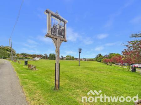 2 bedroom Bungalow for sale in Lower Road, Woodchurch, TN26