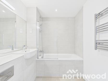 1 bedroom Flat to let in Cantia Place, Ashford, TN23