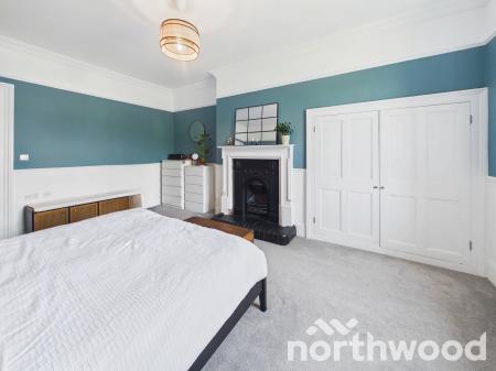 3 bedroom Flat for sale in The Grove, Pluckley, TN27