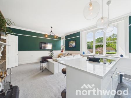3 bedroom Flat for sale in The Grove, Pluckley, TN27