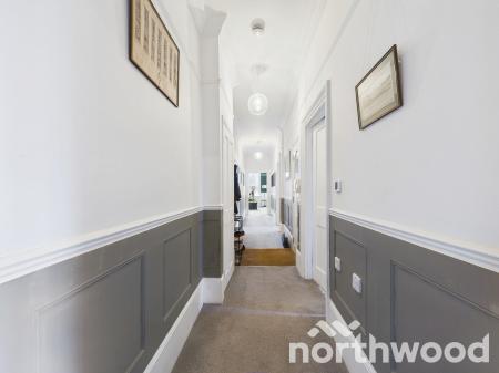 3 bedroom Flat for sale in The Grove, Pluckley, TN27