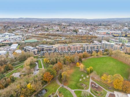 2 bedroom Flat to let in Hampton Place, Ashford, TN23