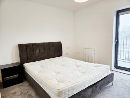 2 bedroom Flat to let in Hampton Place, Ashford, TN23