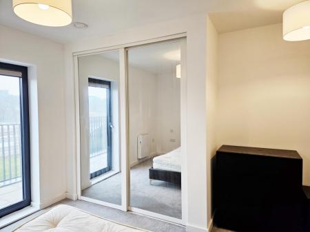 2 bedroom Flat to let in Hampton Place, Ashford, TN23