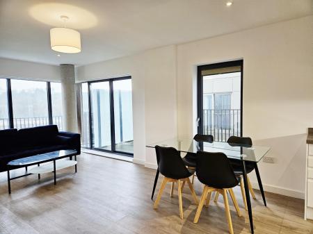 2 bedroom Flat to let in Hampton Place, Ashford, TN23