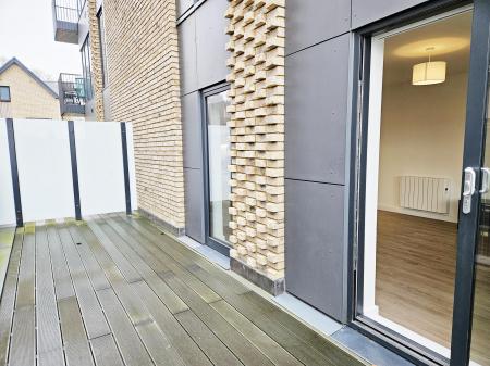 2 bedroom Flat to let in Hampton Place, Ashford, TN23