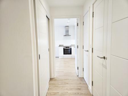 2 bedroom Flat to let in Hampton Place, Ashford, TN23