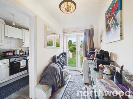 2 bedroom Terraced House for sale in Manor House Drive, Ashford, TN23