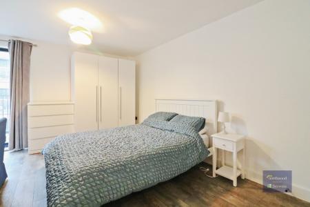 1 bedroom Studio flat for sale in George Street, Town Centre, Ashford, TN23