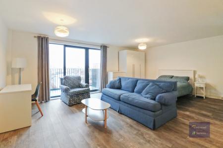 1 bedroom Studio flat for sale in George Street, Town Centre, Ashford, TN23
