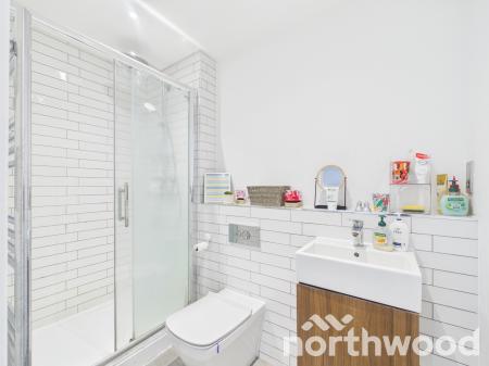 1 bedroom Studio flat for sale in George Street, Town Centre, Ashford, TN23