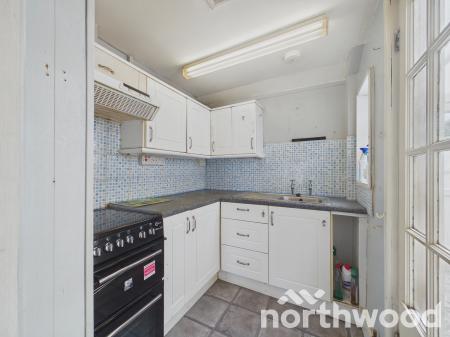 1 bedroom Semi-detached house for sale in Canterbury Road, Willesborough, Ashford, TN24