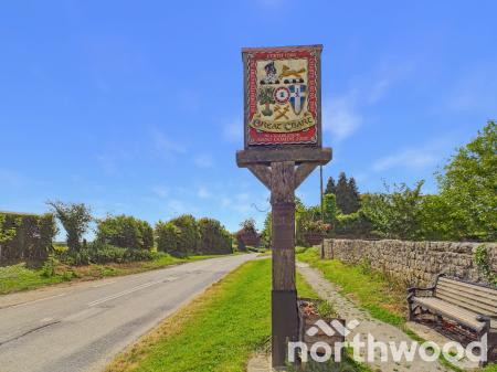 3 bedroom Semi-detached house for sale in The Street, Great Chart, TN23
